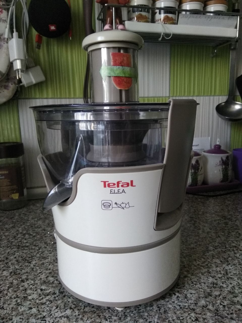 Продам соковыжималку Tefal