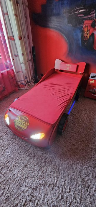 Patuț copi,masina,cu saltea