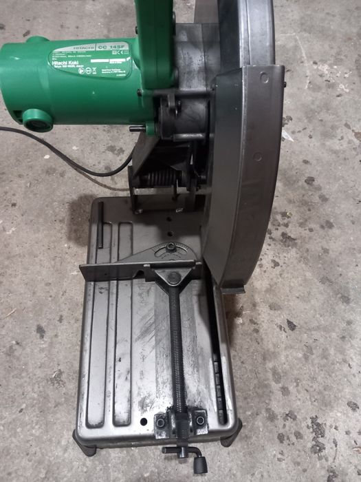 Circular pentru metal Hitachi