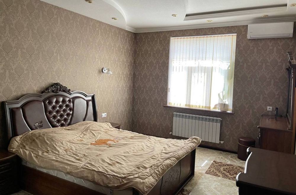 Shayxontohur tumani Milliy bogʻ metrosi yaqinida arenda