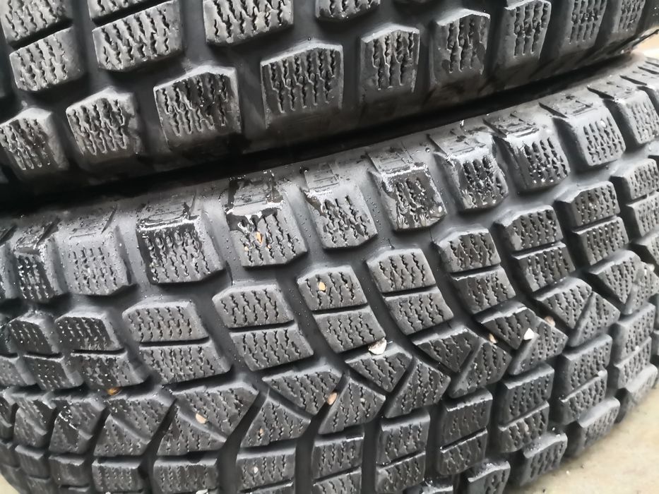 225 60 17 цола гуми MAXXIS