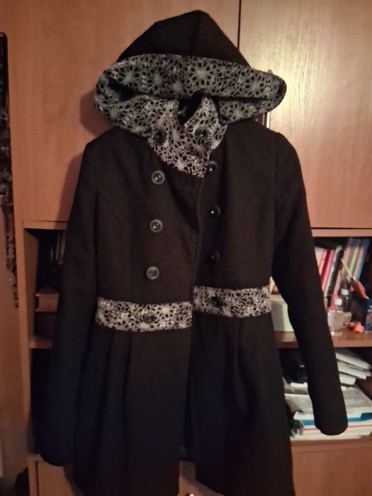 Palton de fetiță