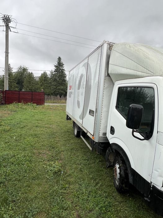 Vand NISSAN  autoutilitara