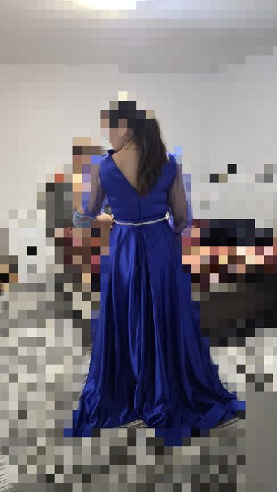 Vând rochie ocazie noua