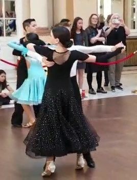 Rochie dans sportiv standard - 12-15 ani