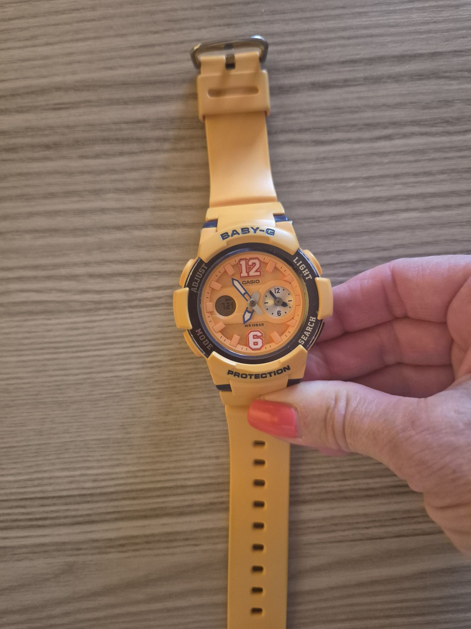 Часовник Casio Baby-G,оранжев, wr 10bar