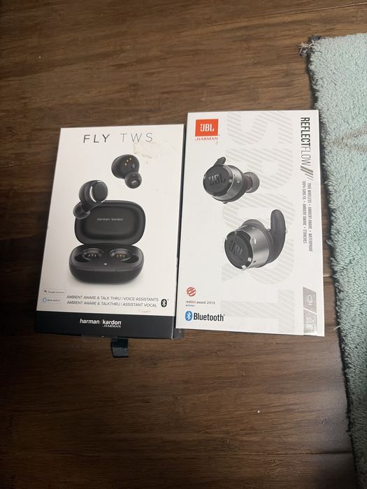 Vand casti harman kardon si Jbl