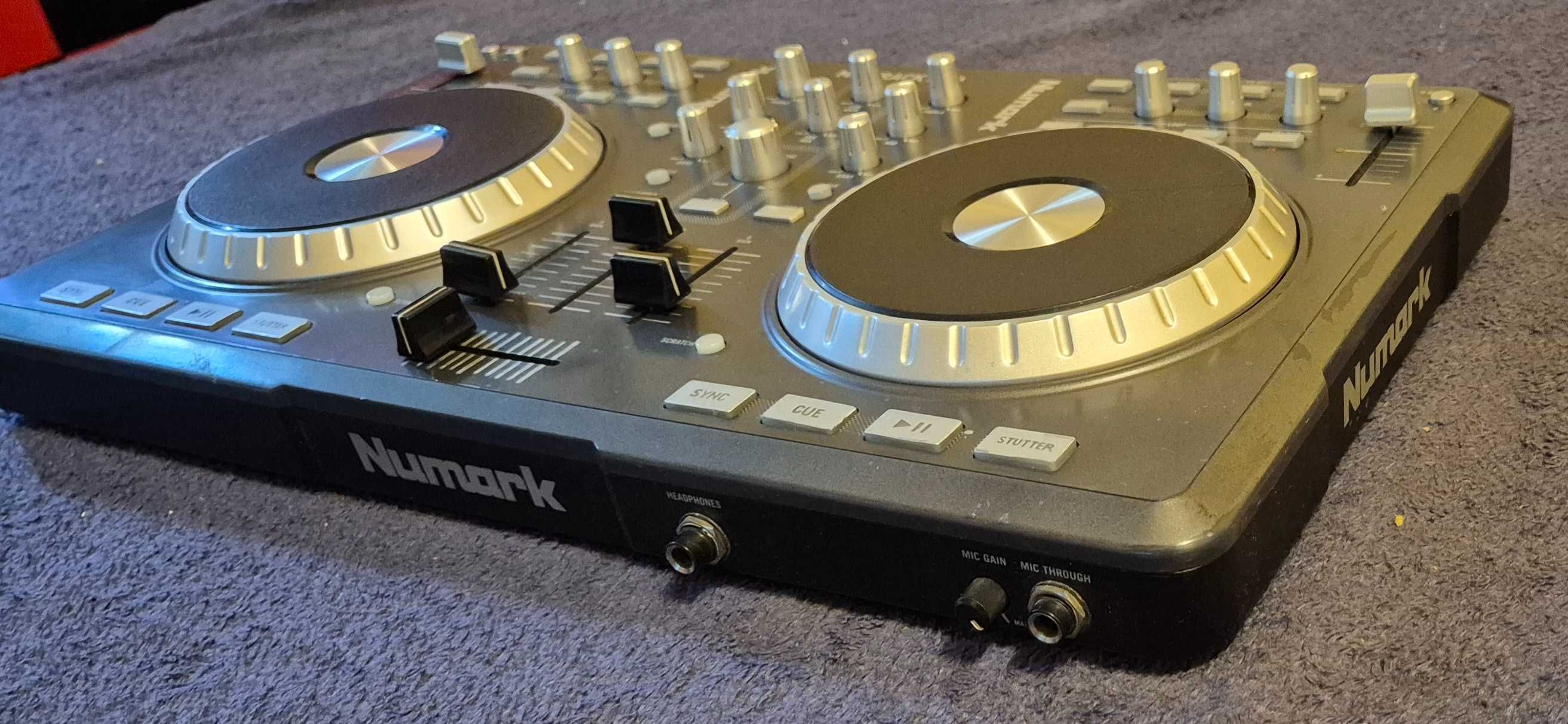 DJ Контролер Numark Mixtrack Pro