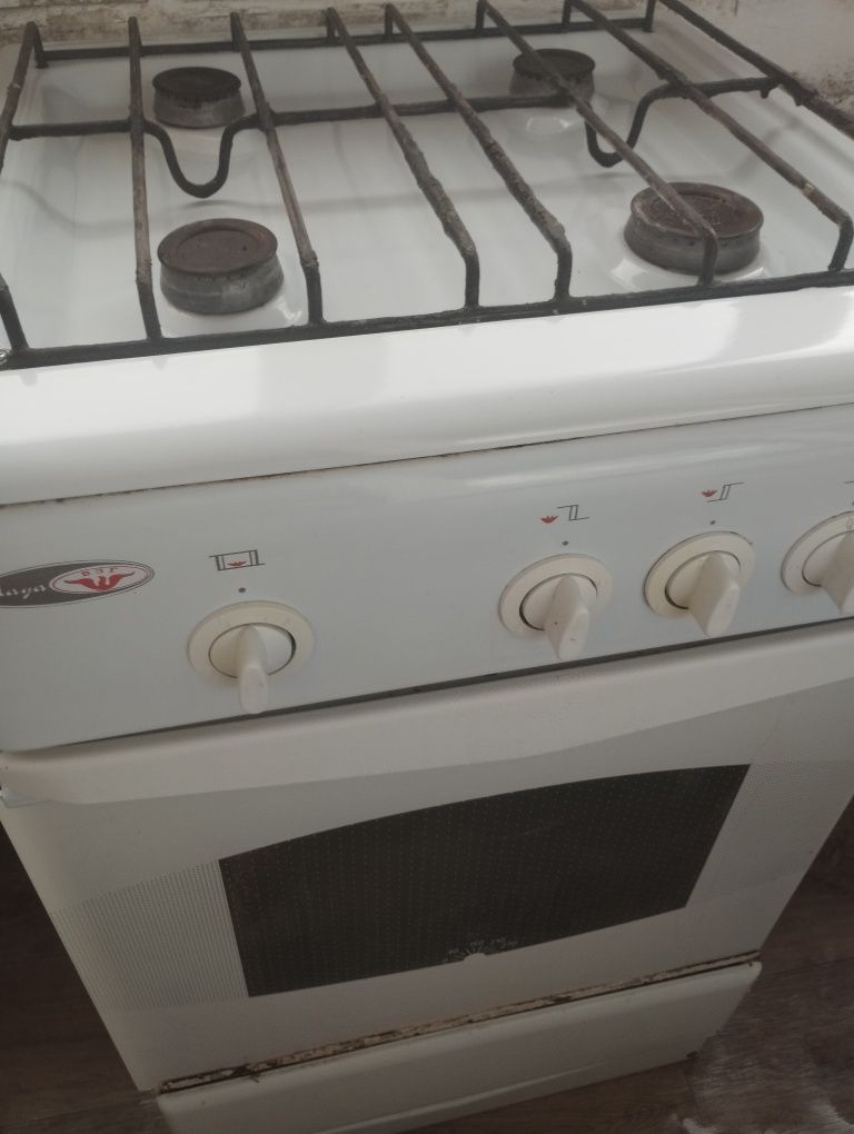 Продам газовую плиту! Недорого