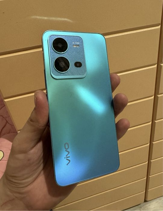 VIVO V25 8/256 гб состояние хорошая