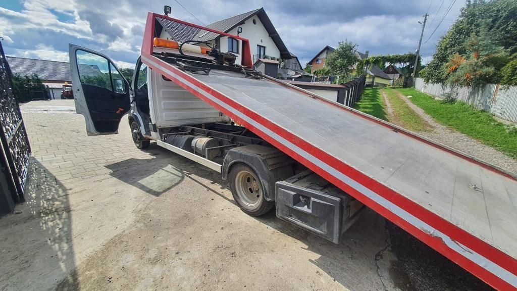 Tractari auto non stop / utilaje agricole și voluminoase