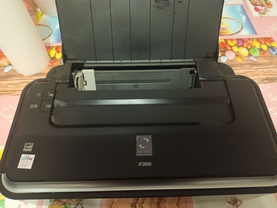 Vând imprimanta Canon