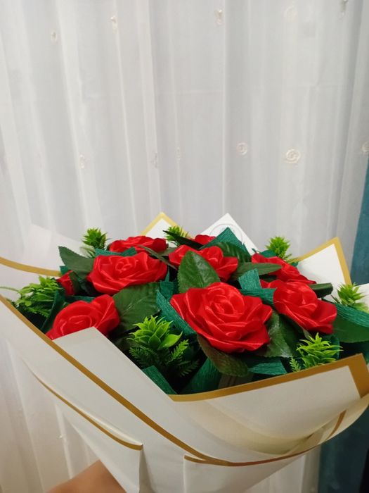 Suniy gullar xamyonbop narxlarda