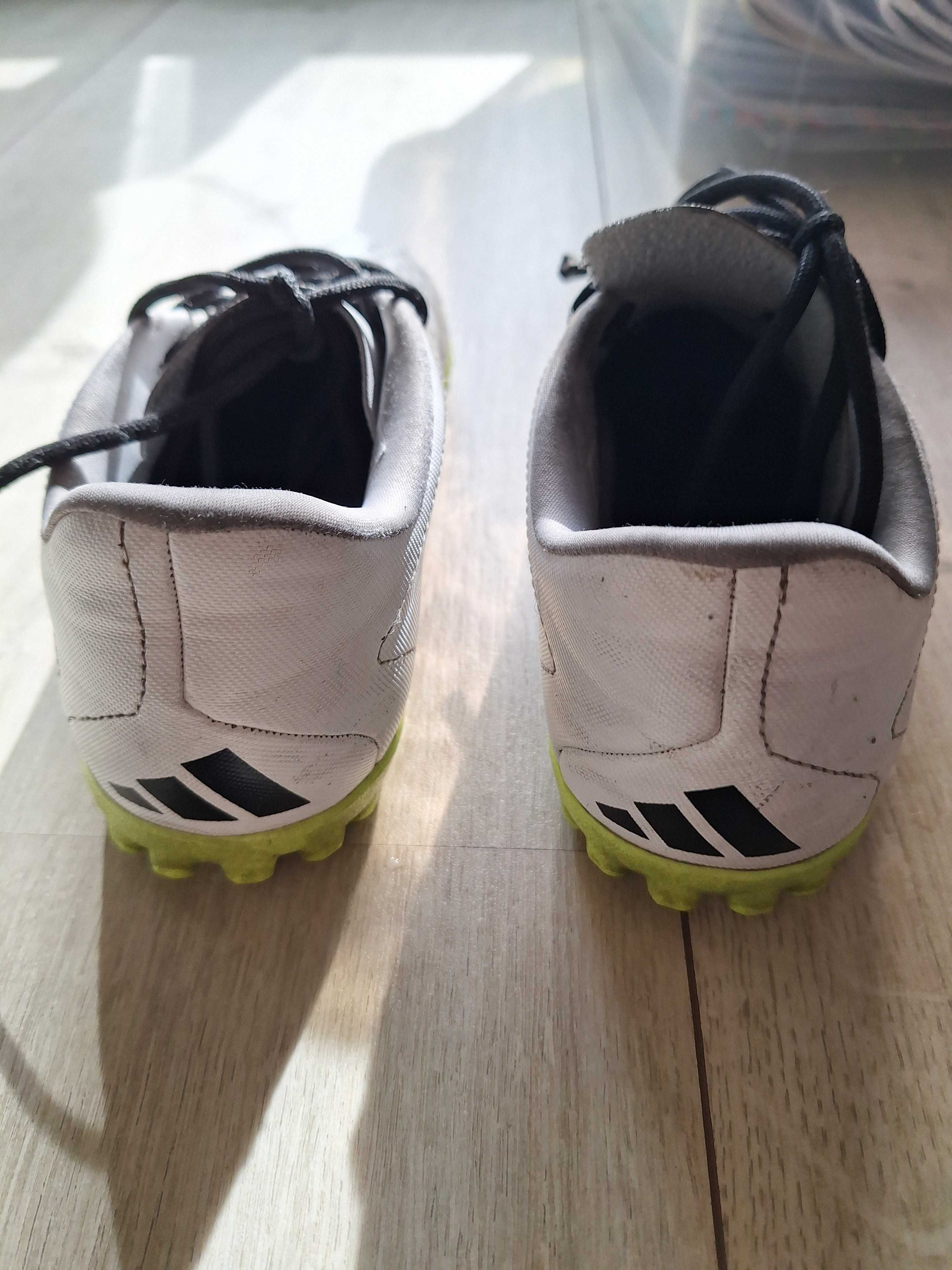 Футболни обувки Adidas predator размер 38