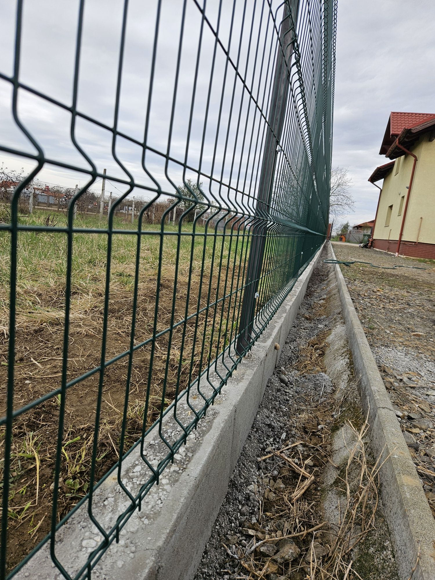 Execut montaj Pavaje Garduri borduri rigole