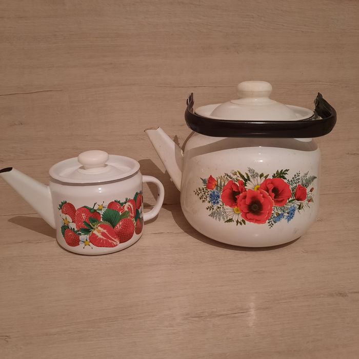 Продам чайник с заварником