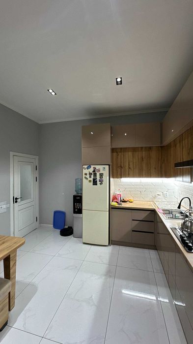 Kottedj 2 etajli Yashnabod tumanida Srochno!!!