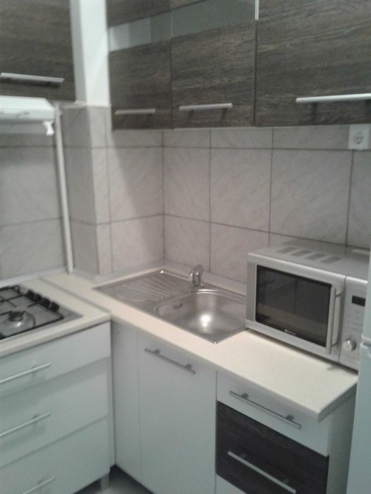 Inchiriez garsoniera Astra