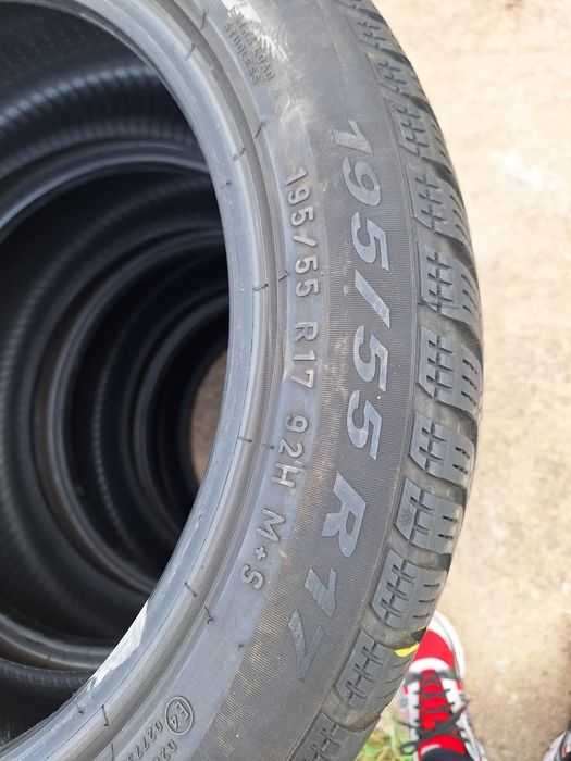 Cauciucuri Pirelli 195/55/17 Dot.2020 în stare bună