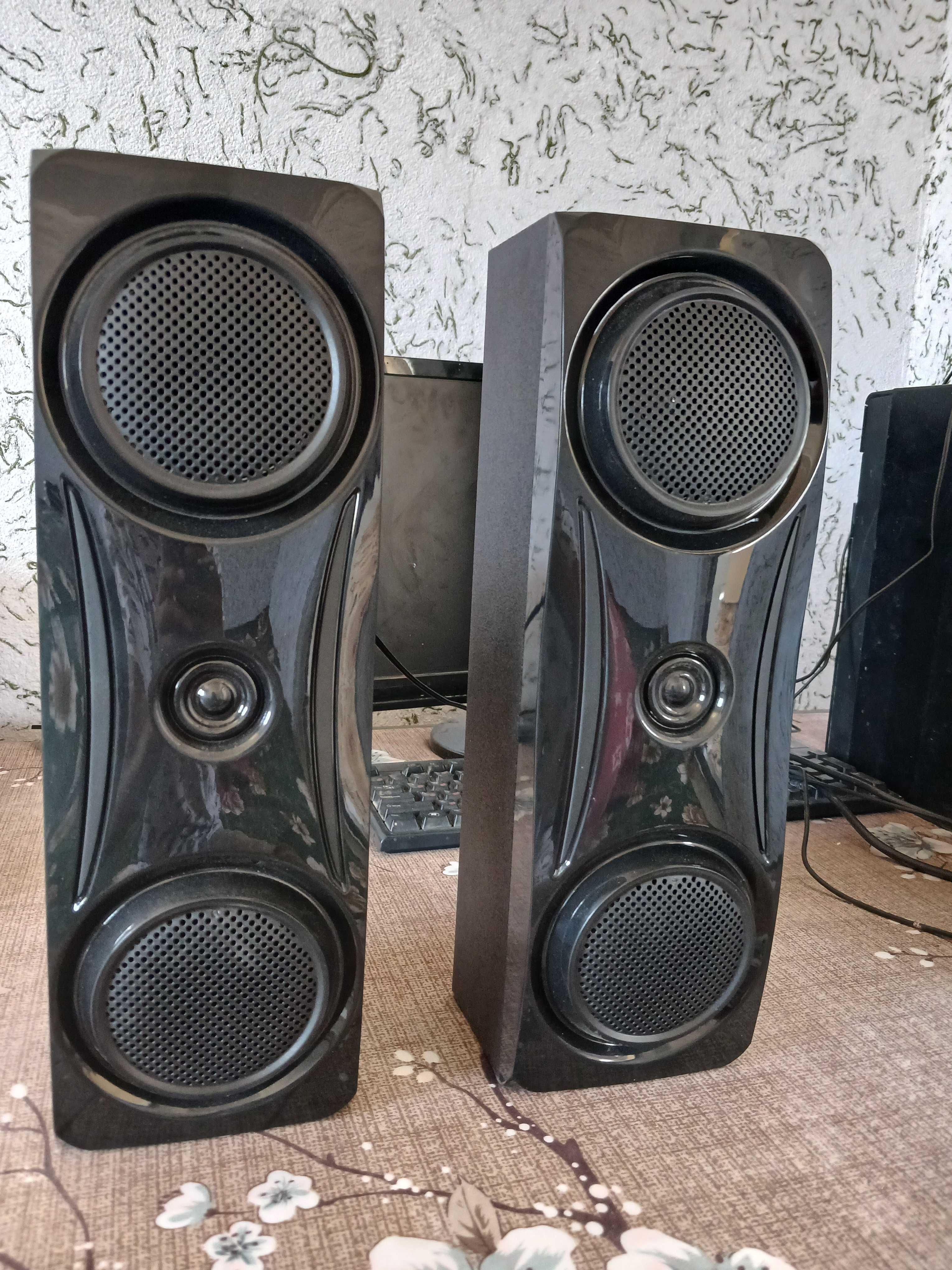 TK-6004 Boom Box Sambufer USB Bluetouch SD Card mp3 ishlaydi