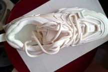Уникални нови маратонки
