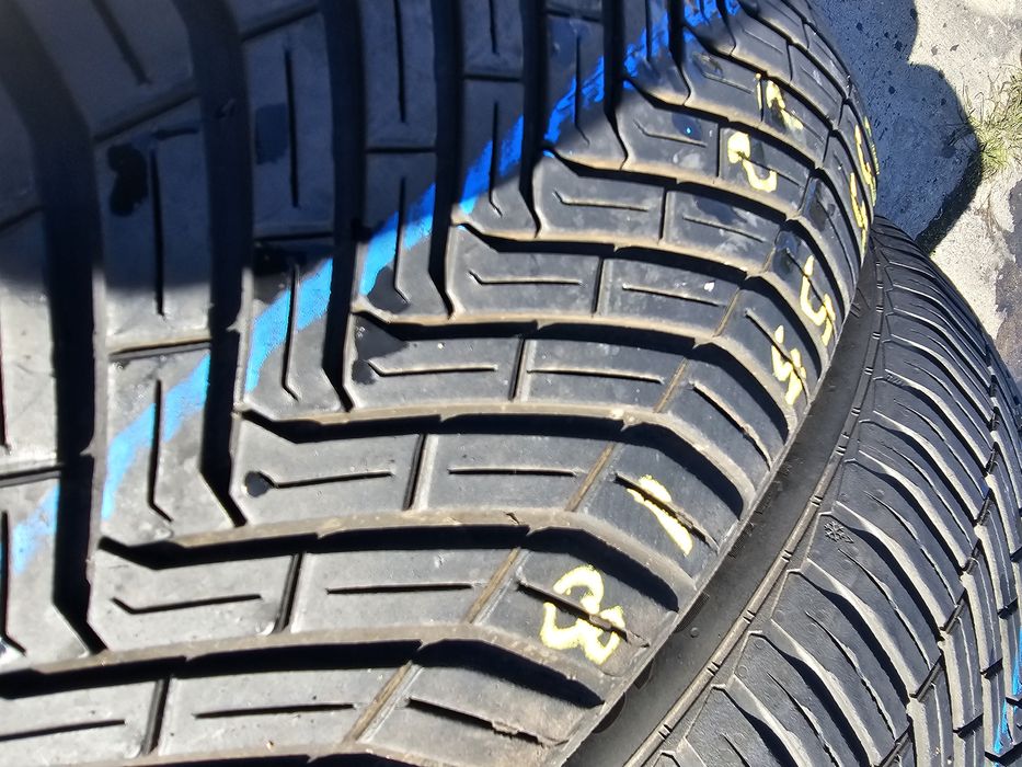 235 55 18 continental all seasson  2022