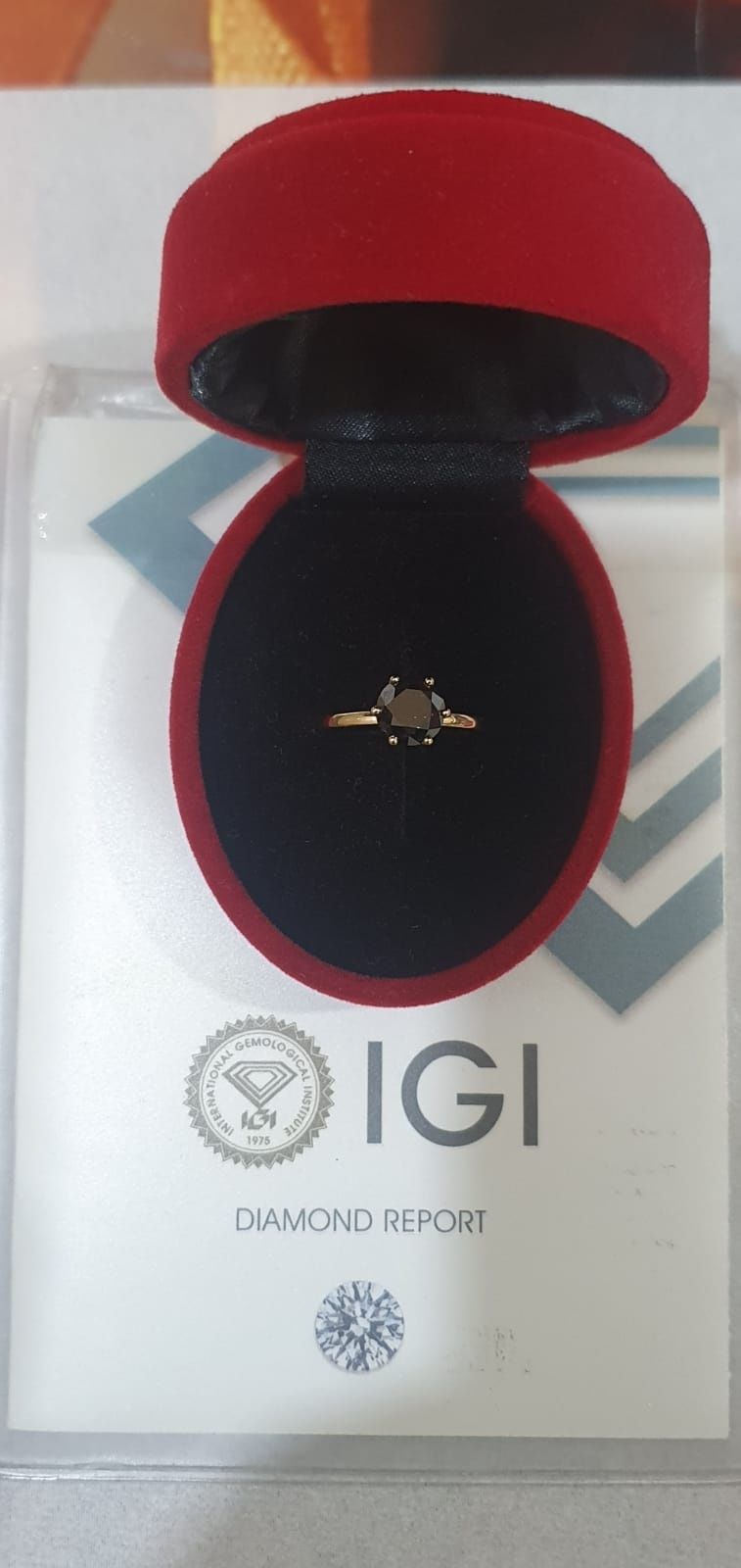 Inel aur cu Diamant Negru cu Certificat I.G.I