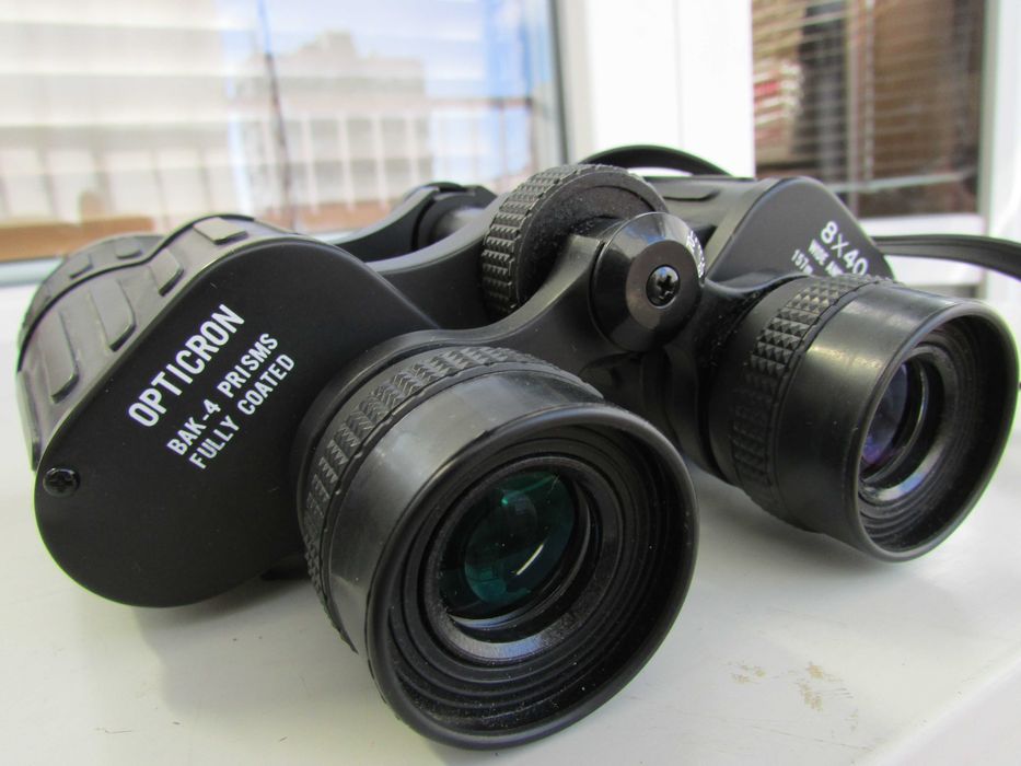 Японски бинокъл Opticron 8х40