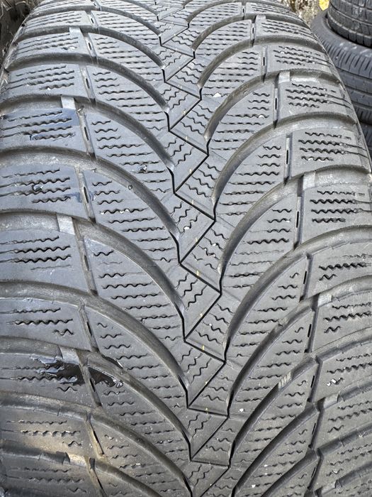 Set 2 anvelope 225 50 r17 nexen de iarna