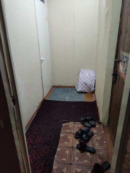 ТТЗ-1 - 1- комнатная, первый этаж 39кв,  переделанная в 2-х, 42000!