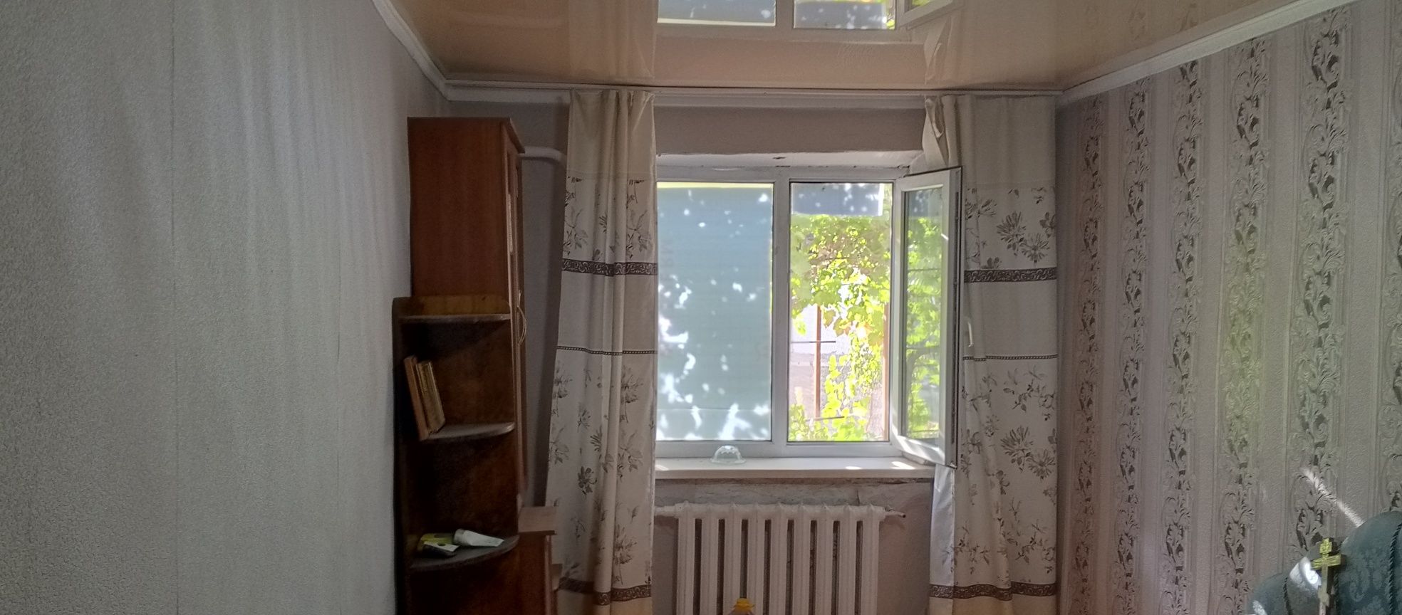 Продам Дом из 4 комнат