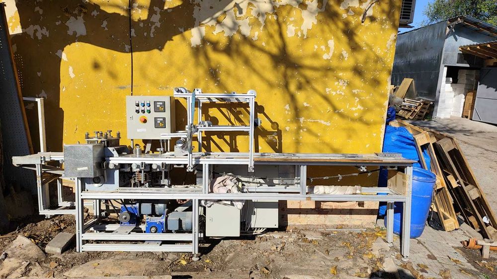 Хоризонтална пакетираща машина