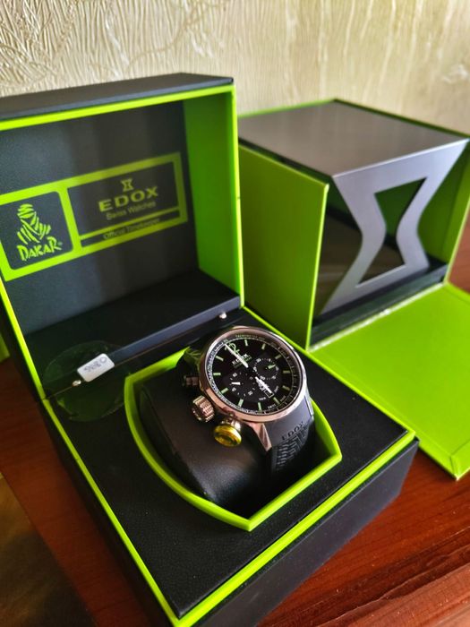 Часы мужские наручные