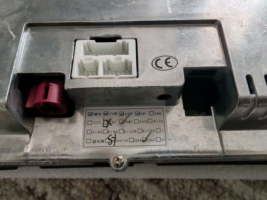 Navigatie Linux Bmw seria 7 F01 F02 CarPlay YouTube Android Auto
A fos