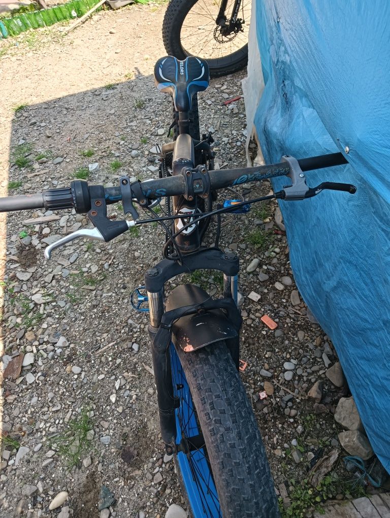 Vand sau schimb biciclete cu roti groase cu trotinete electrice