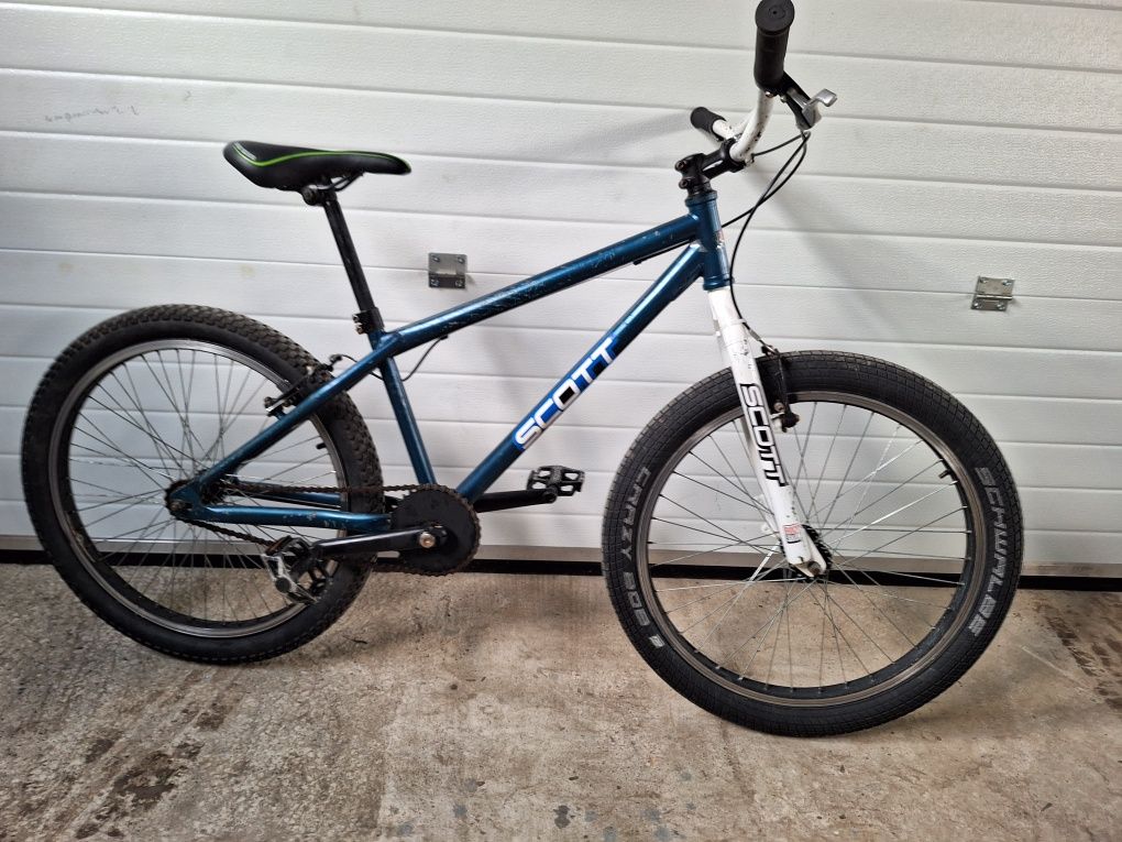 Bmx scott cu roti pe 24