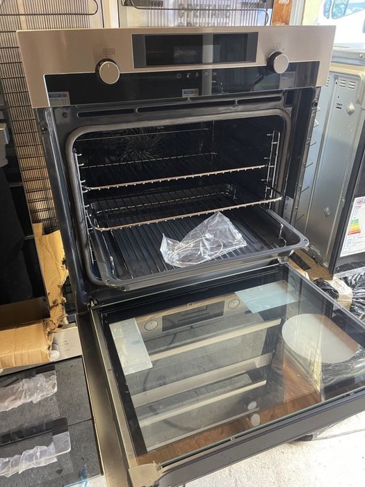 Фурна за вграждане AEG 6000 SteamBake