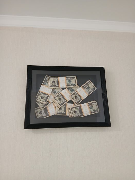 Картина с деньгами