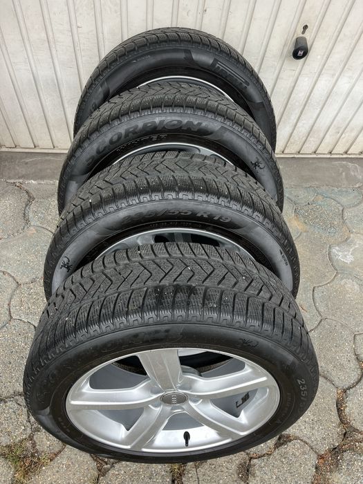 Jante aliaj 5x112mm, anvelope iarna, 235/55 R19, Audi Q5, Mercedes!