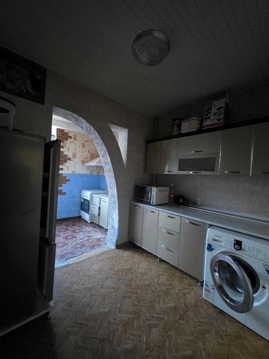 Продаётся 4х комн квартира на 2 этаже Ор-р 5 микрорайон