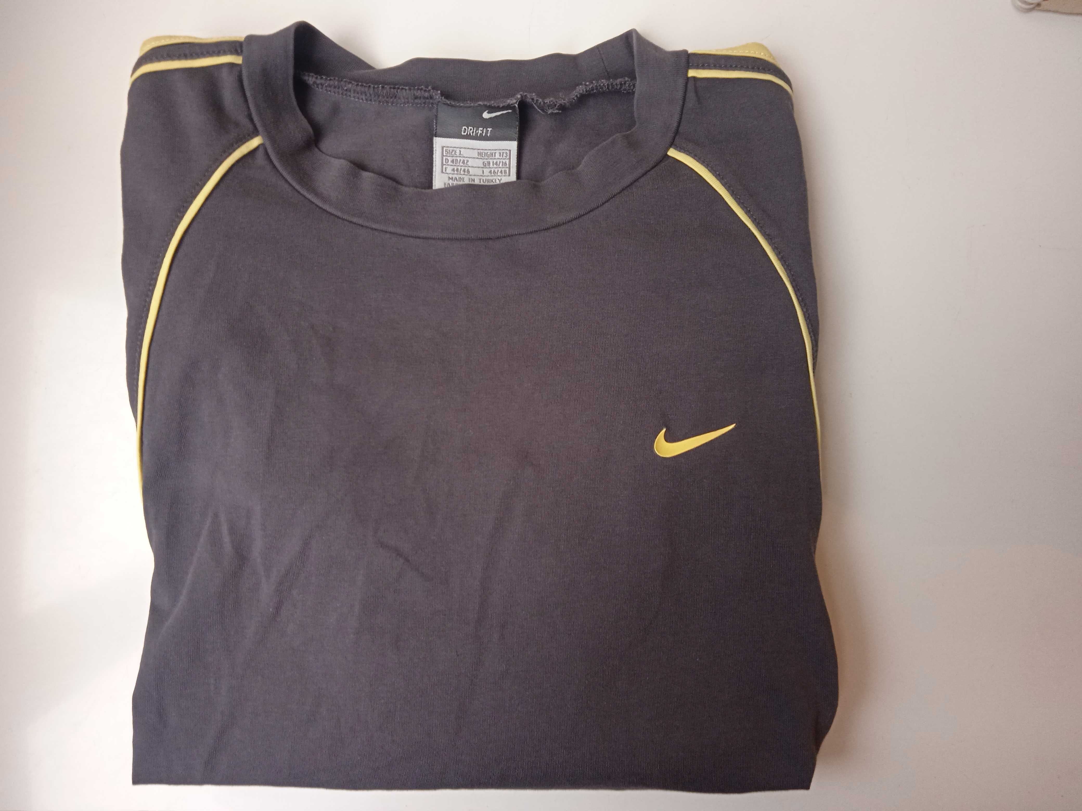 NIKE 100% оригинална дамска спортна блуза - Найк