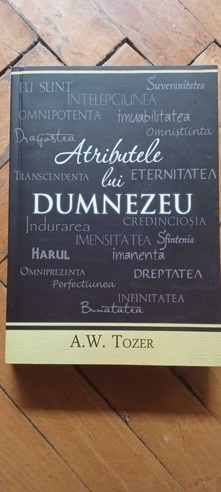 Carte Atributele lui Dumnezeu