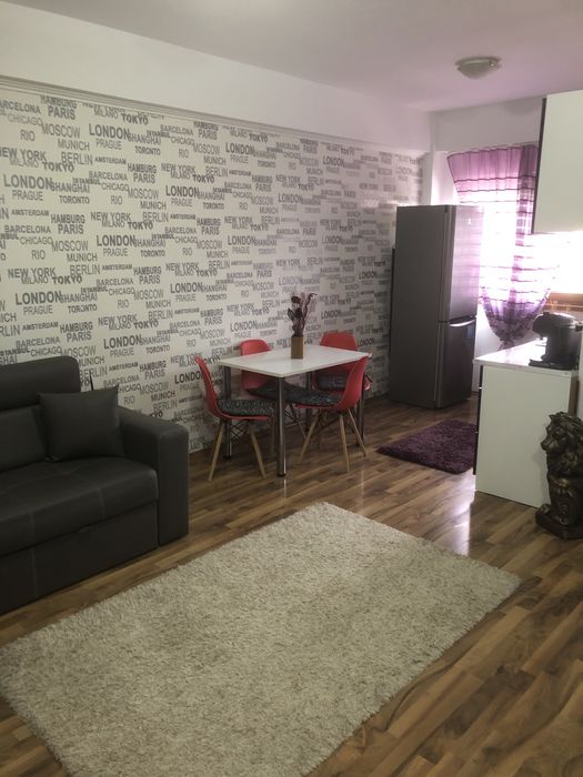 Inchiriez apartament 2 camere orizont 2 Paleu