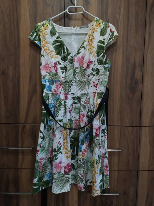 дамски рокли, пазмер 36