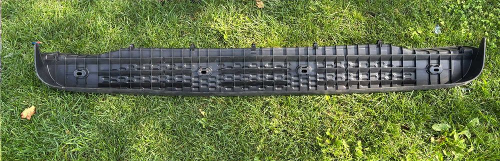 Bandou treapta bara spate scara Iveco Daily 6 punte simpla 2014 - 2024