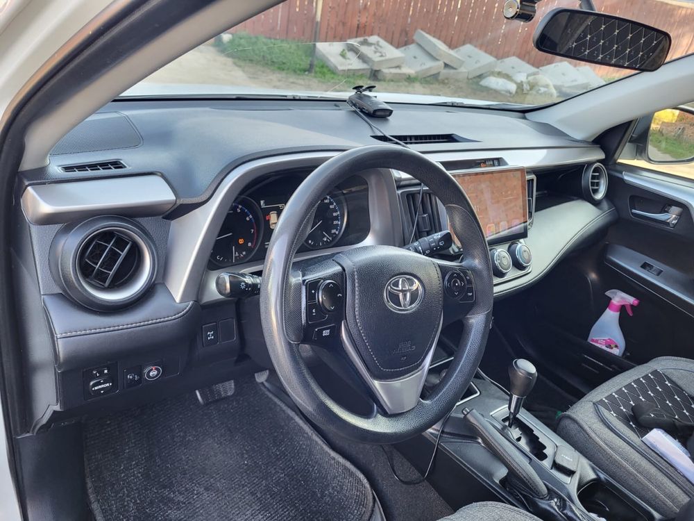 продам Toyota Rav4