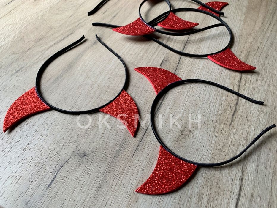 Тематический ободок с рожками