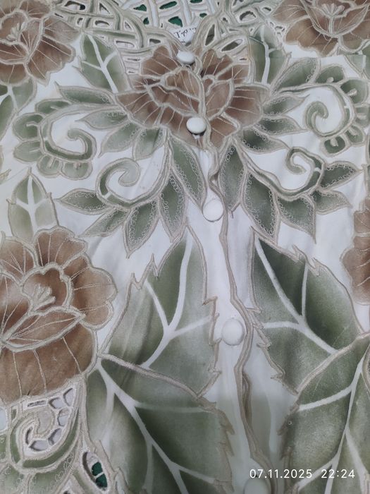 Продам женский костюм 52-54