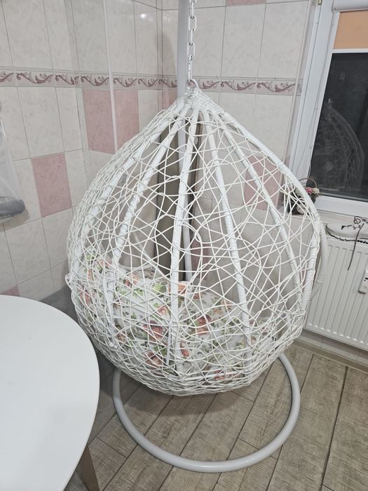 Leagan suspendat in stare buna,utilizat in interior