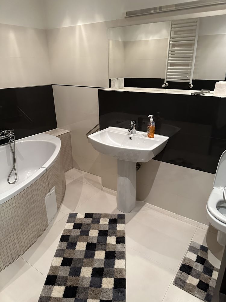 Vand apartament 2 camere, decomandat